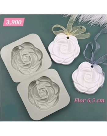 Flor rosa colgante